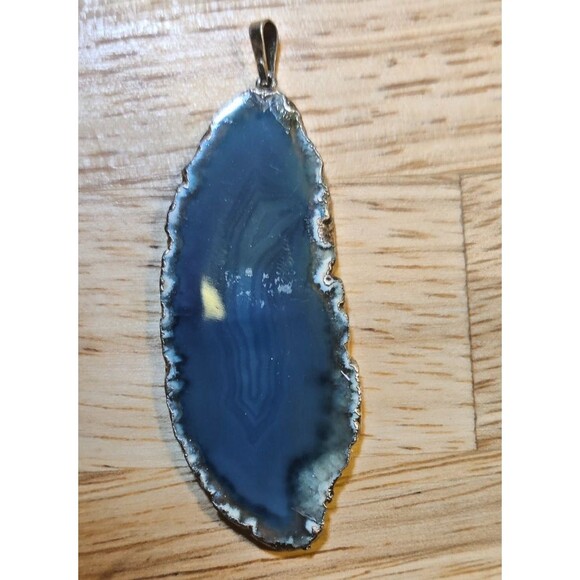 Agate Disc Pendant with Flower Painting Handcrafted - Picture 2 of 6